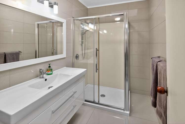 2/72 Evelyn Road Cockle Bay_14