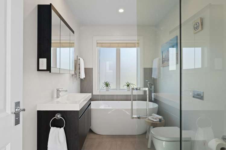 90 Hawthorne Street Strowan_21