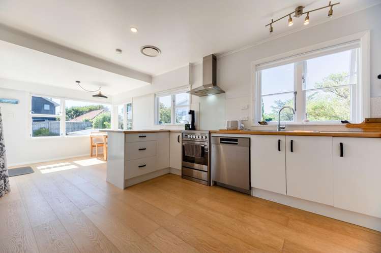 71 Golf Road Paraparaumu Beach_5