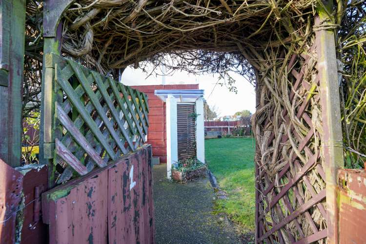 1/214 Crinan Street Appleby_13