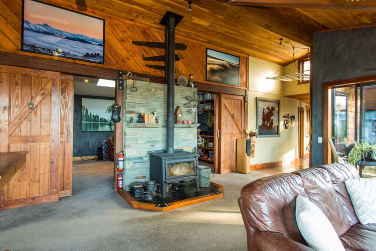 783 Wanaka-Luggate Highway Wanaka_13