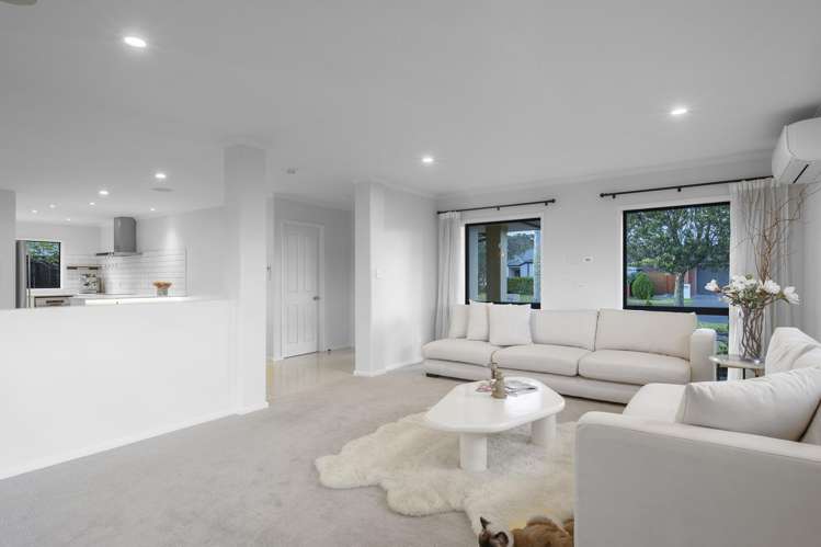 5 William Gamble Drive Greenhithe_5