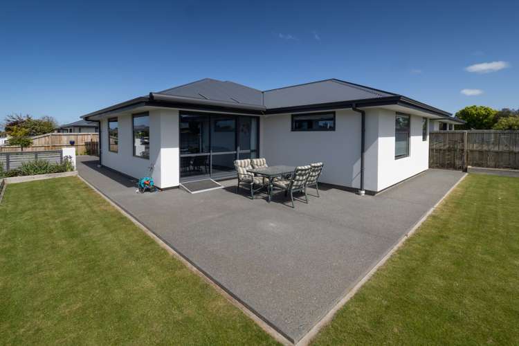 133 Middle Road Allenton_12