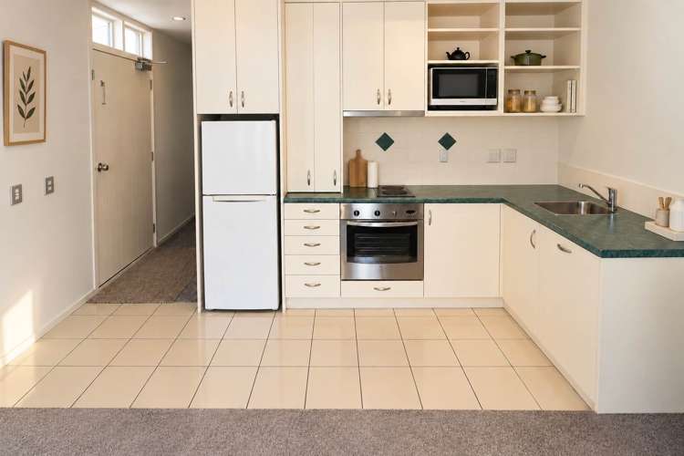 136/2 Armoy Drive_1