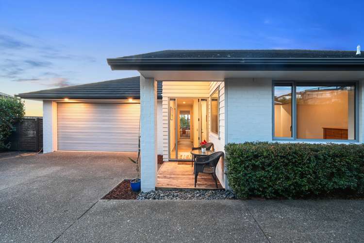 6 Brancott Place Flat Bush_2