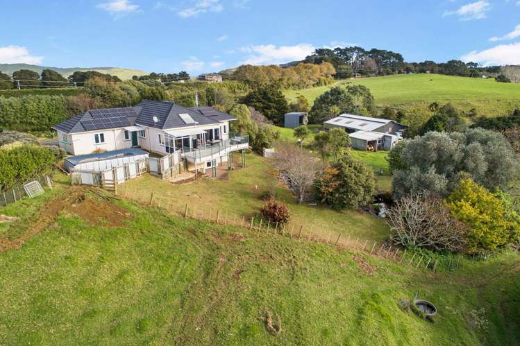 1406 Awhitu Road Pollok_17