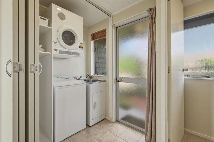 37 Basley Road Owhata_20