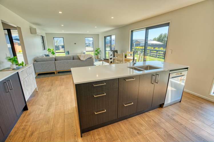 10 Hinau Crescent Kaiata_9