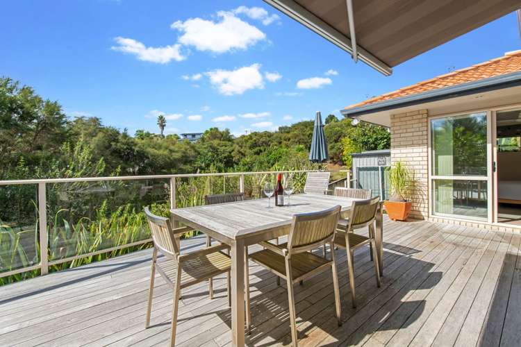 38 Monte Cassino Place Birkdale_11