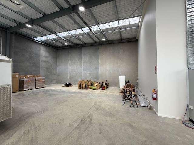 C/18 Earthmover Crescent Te Rapa_3