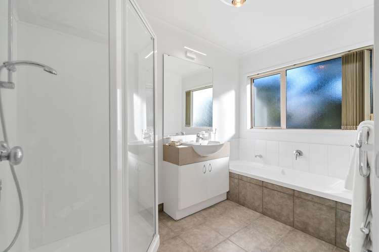 16 Springtide Place Red Beach_22