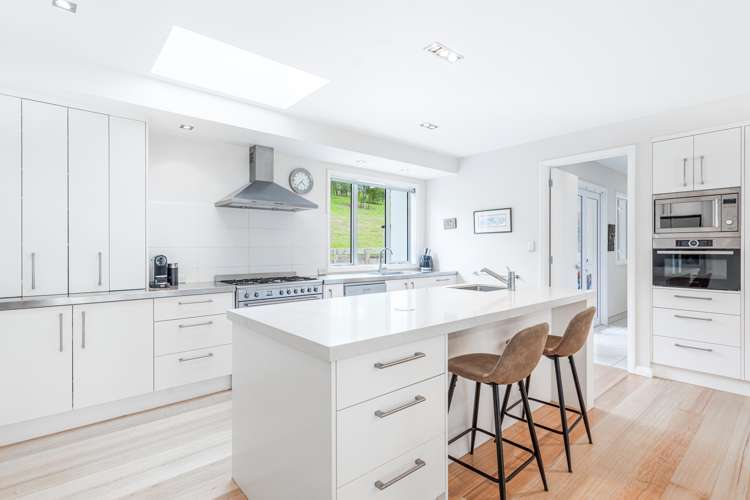 47 Lloyd Road Riverhead_9