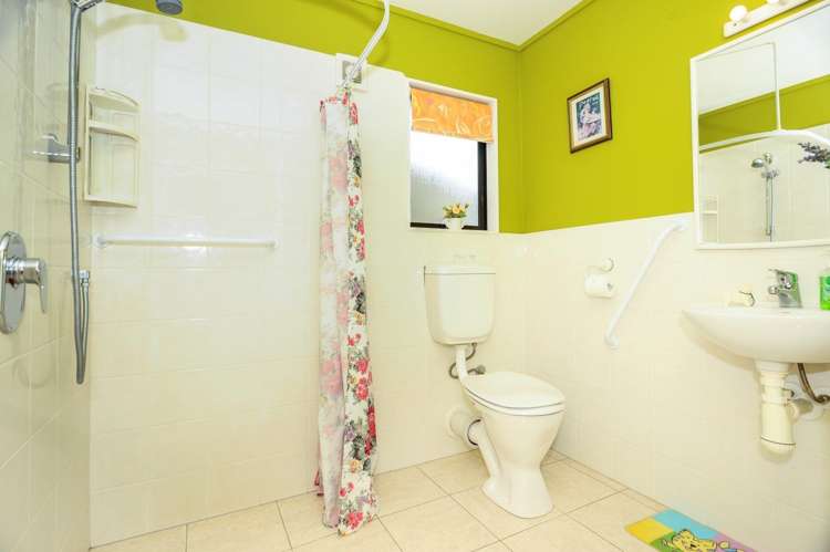 2/25 Nutsey Avenue Northcote_10