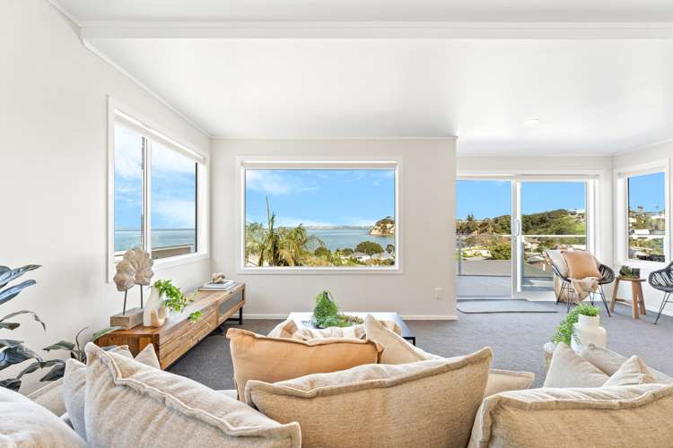 24a Zita Avenue Matakatia_1