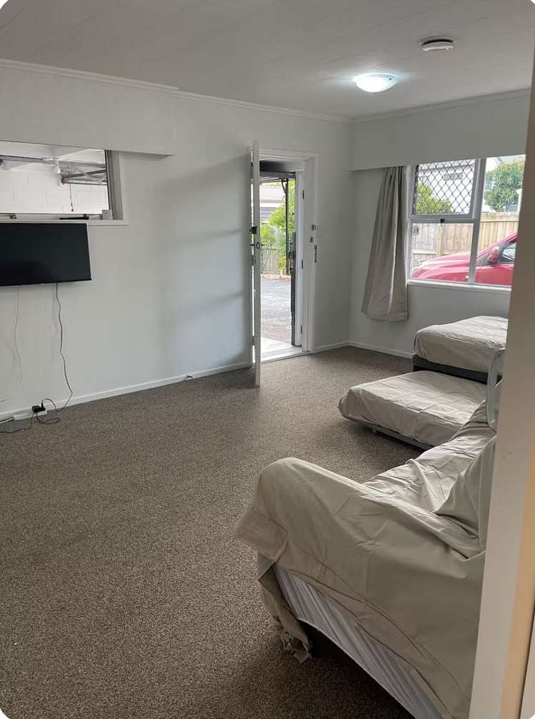 2/127 Kamo Road Kensington_11