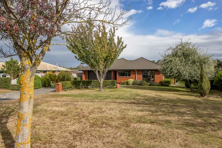 81 North Terrace Darfield_17