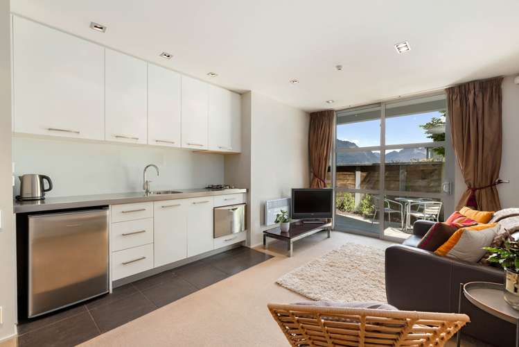 14/60 Hallenstein Street Queenstown_15