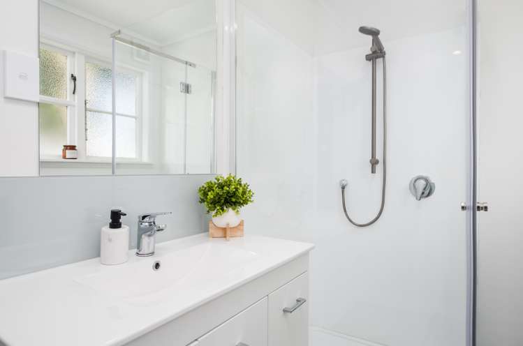 20 Miro Street Elgin_13