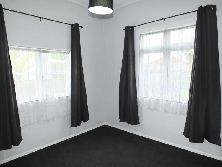 37 Cook Street Foxton_10