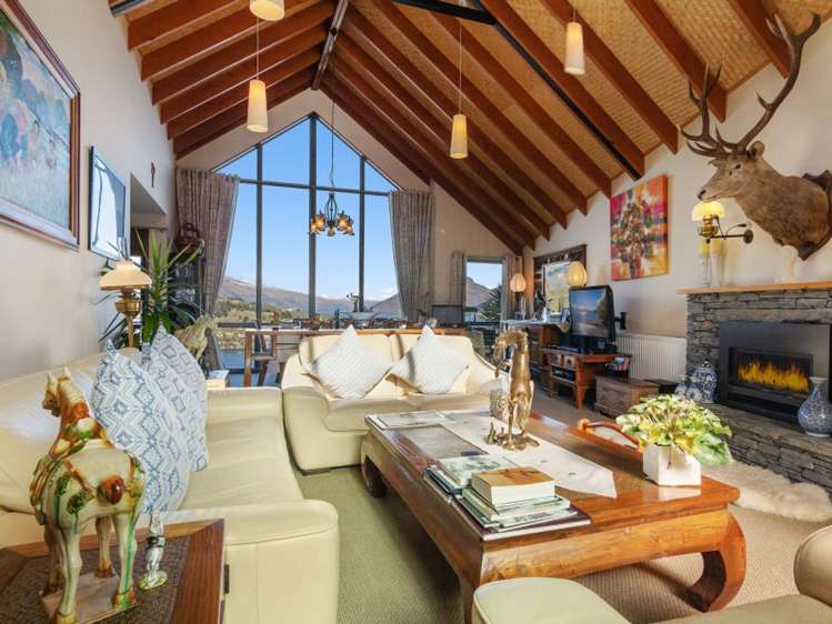 12 Goldleaf Hill Queenstown_3