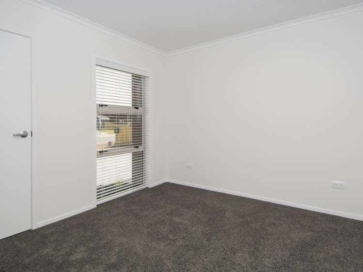 15 Kahuparere Crescent Pyes Pa_10