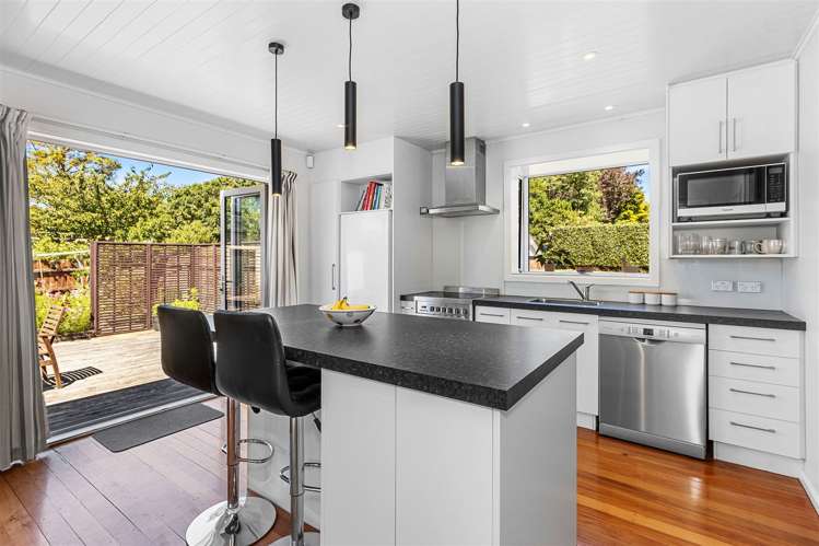 24 Flower Street Bryndwr_12