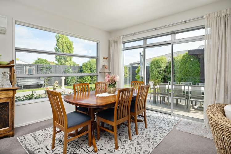 23 Covent Gardens Springlands_4