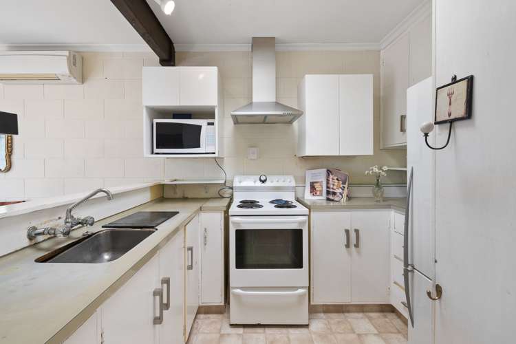 14 Westmere Place Takaro_6