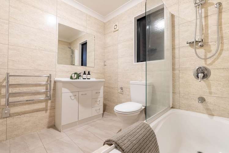 18A Enderby Drive Te Atatu Peninsula_18