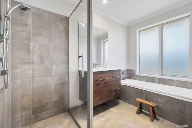 80 Eighth View Avenue Beachlands_11