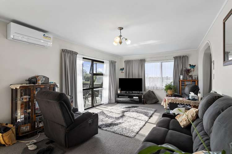 233 Hepburn Road Glendene_8