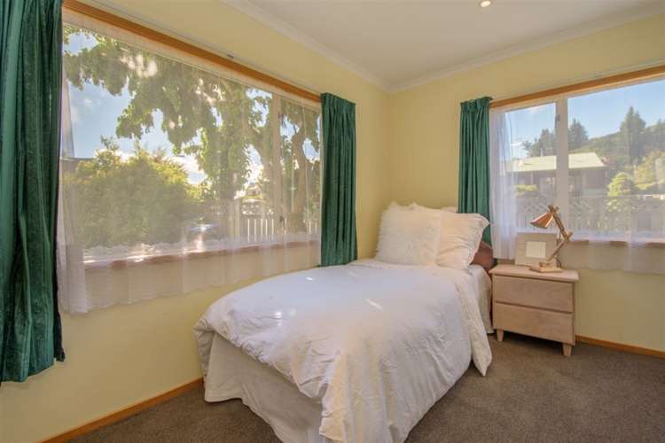 2/2 Dart Place Fernhill/Sunshine Bay_13