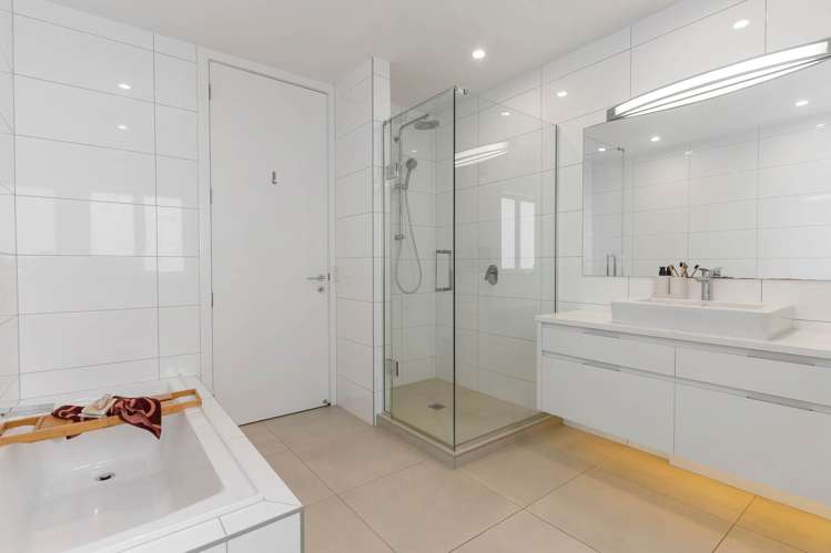 30 Rarangi Road St Heliers_24