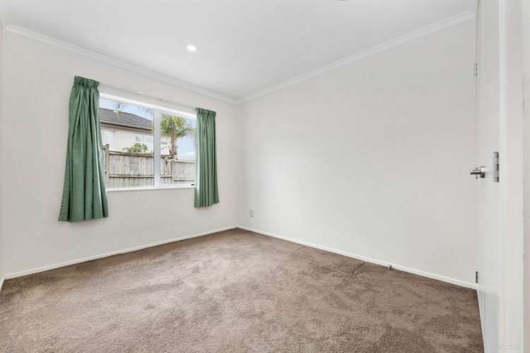 12 Evelina Lane Flat Bush_16