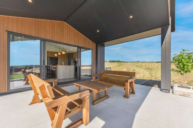 123 Redvale Road Redwood Valley_11