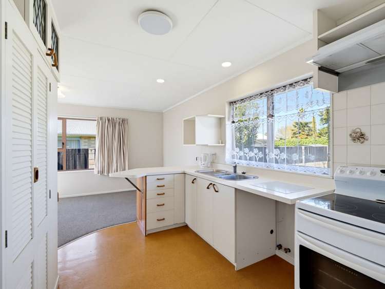 12 Lorne Crescent Flaxmere_7
