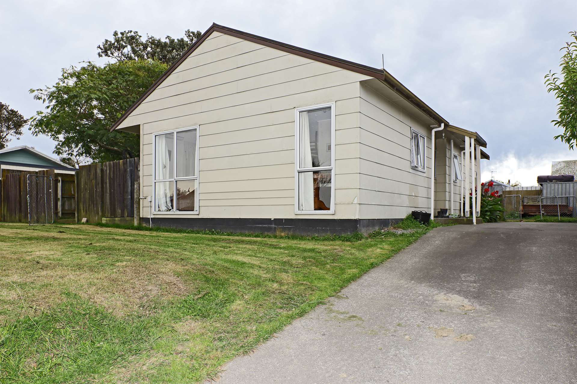 2 Kilkee Terrace Flaxmere_0