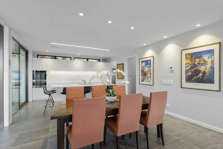 6 Swanton Drive Huntsbury_11