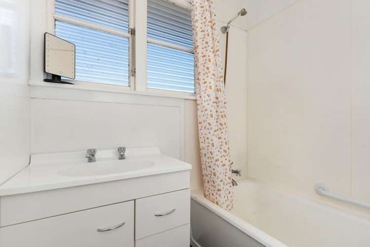 1 Reynolds Avenue Bishopdale_9