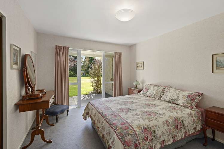 100 School Road Yaldhurst_13