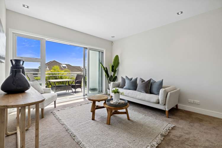6/258 Hurstmere Road Takapuna_15