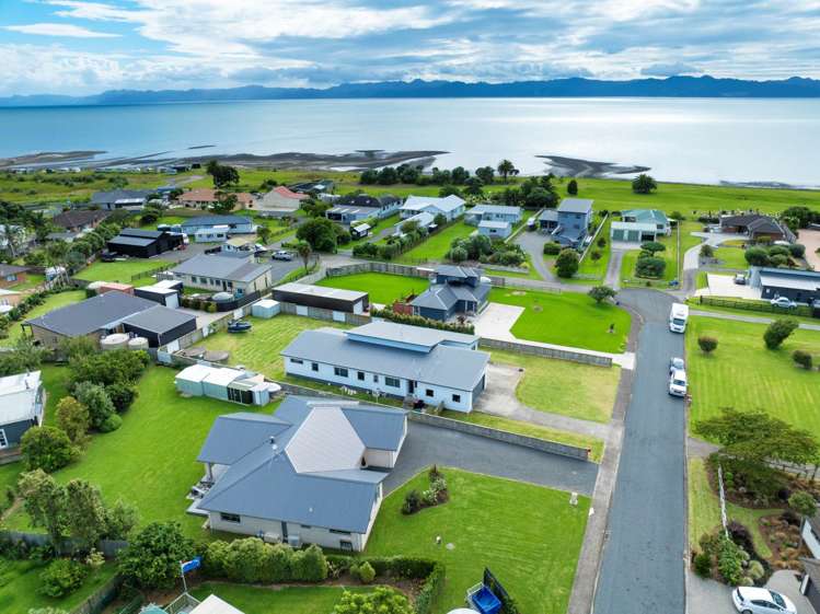 9 Mylindas Road Whakatiwai_15