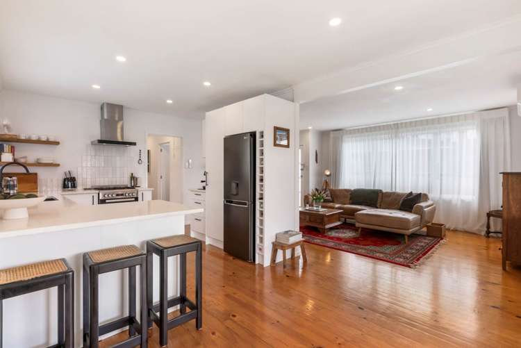 2/99 Hobsonville Road West Harbour_8