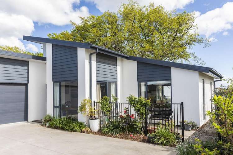 13 Crossley Avenue Woodend_14