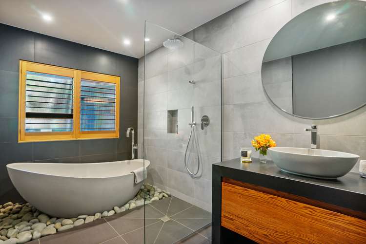 270 Redoubt Road Totara Park_7