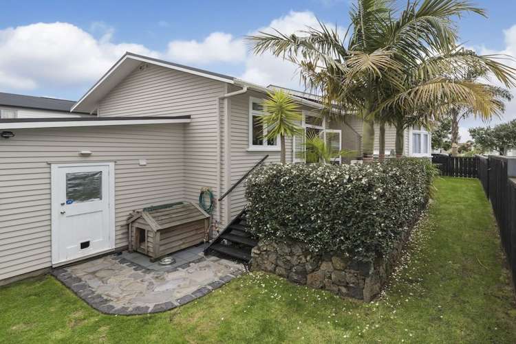 4 Bournemouth Avenue Sandringham_21