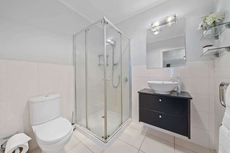 2A Coulthard Terrace Opaheke_15