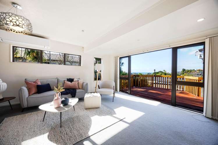 16 Halldene Terrace Red Beach_5