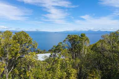 45 Whakamoenga Point_3