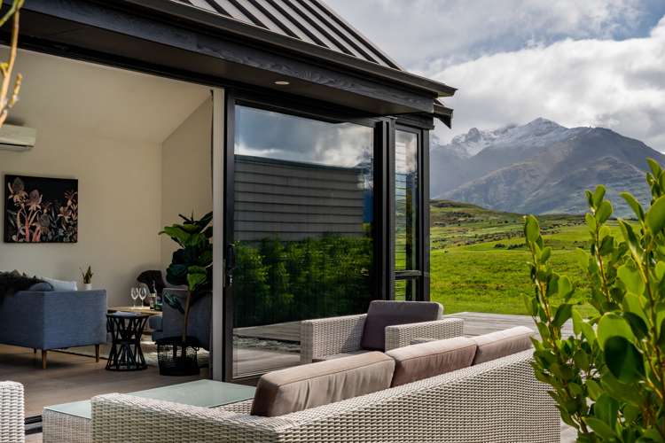 8 Kokako Lane Jacks Point_6